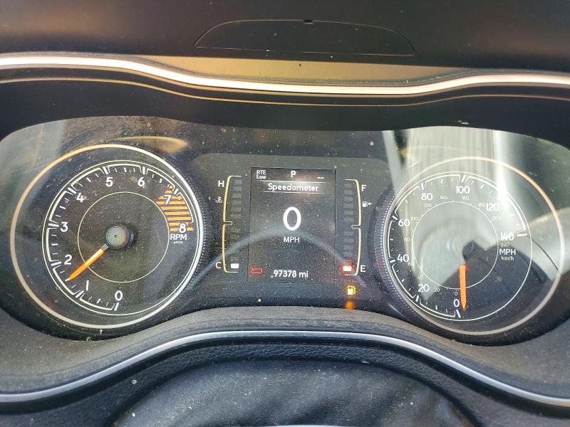 Photo 9 from auction – 2019 JEEP CHEROKEE L with VIN 1C4PJMLX0KD386863