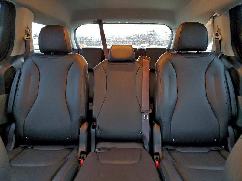Photo 10 from auction – 2026 KIA CARNIVAL L with VIN KNDNB5K30T6587046