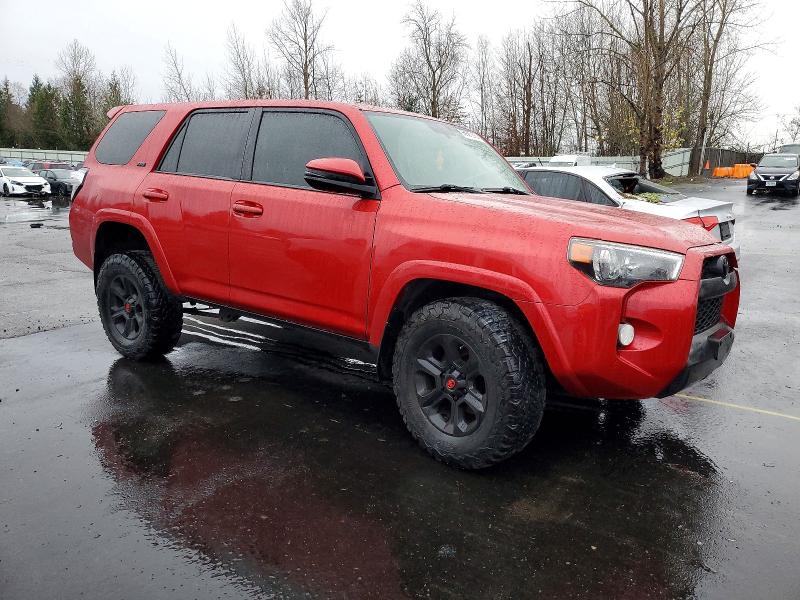 Photo 4 from auction – 2015 TOYOTA 4RUNNER SR with VIN JTEBU5JR3F5233580