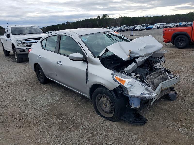 Photo 4 from auction – 2019 NISSAN VERSA S with VIN 3N1CN7AP8KL855122