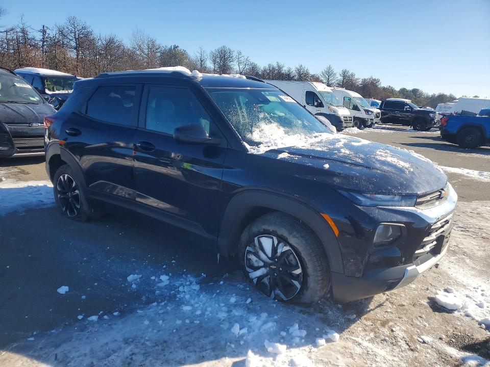 Photo 4 from auction – 2021 CHEVROLET TRAILBLAZE with VIN KL79MRSL4MB069028