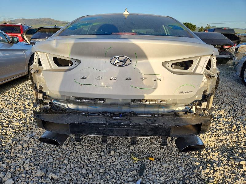 Photo 6 from auction – 2018 HYUNDAI SONATA with VIN 5NPE34AF5JH708935