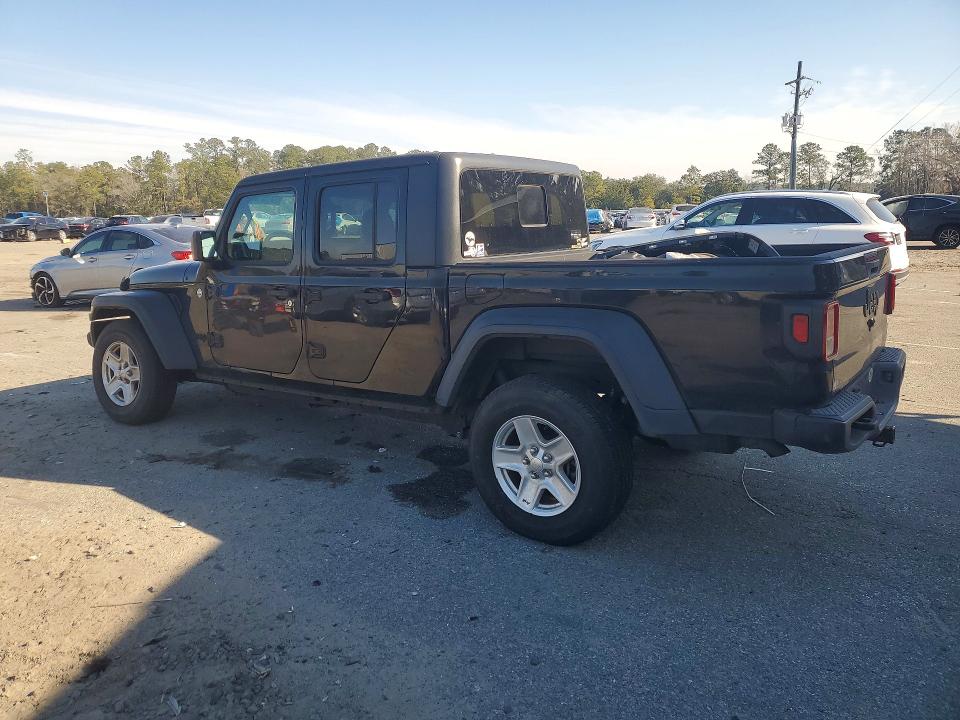 Photo 2 from auction – 2020 JEEP GLADIATOR with VIN 1C6HJTAG0LL189031