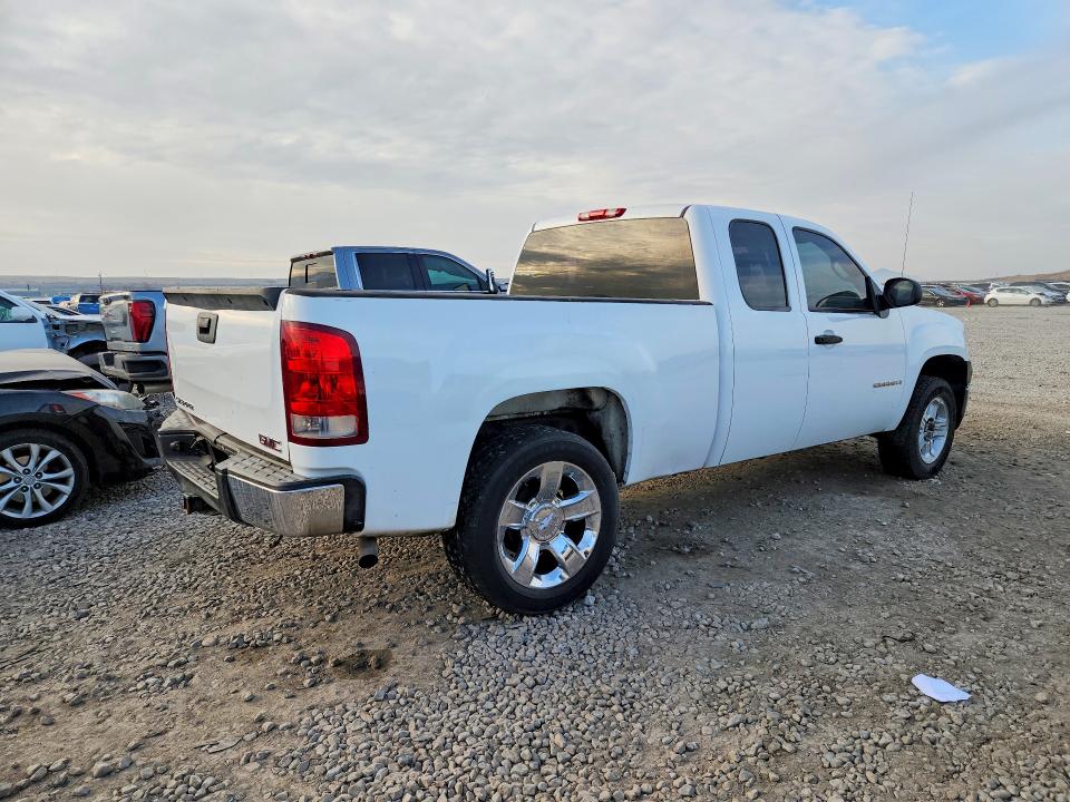 Photo 3 from auction – 2007 GMC NEW SIERRA with VIN 1GTEC19C07Z577035