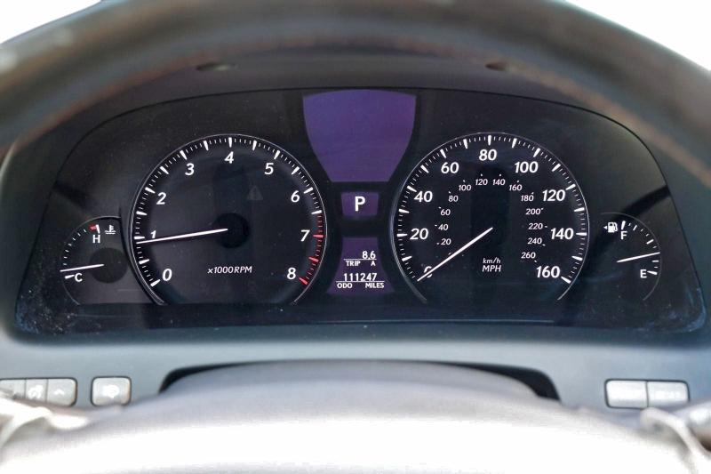 Photo 8 from auction – 2011 LEXUS LS 460 with VIN JTHBL5EF7B5103043