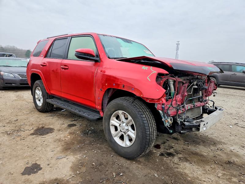 Photo 4 from auction – 2018 TOYOTA 4RUNNER SR with VIN JTEBU5JRXJ5608017