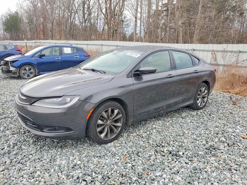CHRYSLER 200 S 2015 with VIN 1C3CCCBB5FN731852 - Photo from auction