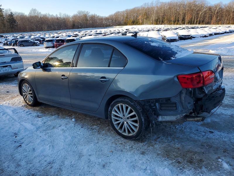 Photo 2 from auction – 2013 VOLKSWAGEN JETTA with VIN 3VWLL7AJ2DM354137