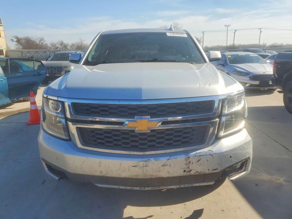 Photo 5 from auction – 2016 CHEVROLET SUBURBAN K with VIN 1GNSKHKCXGR344263