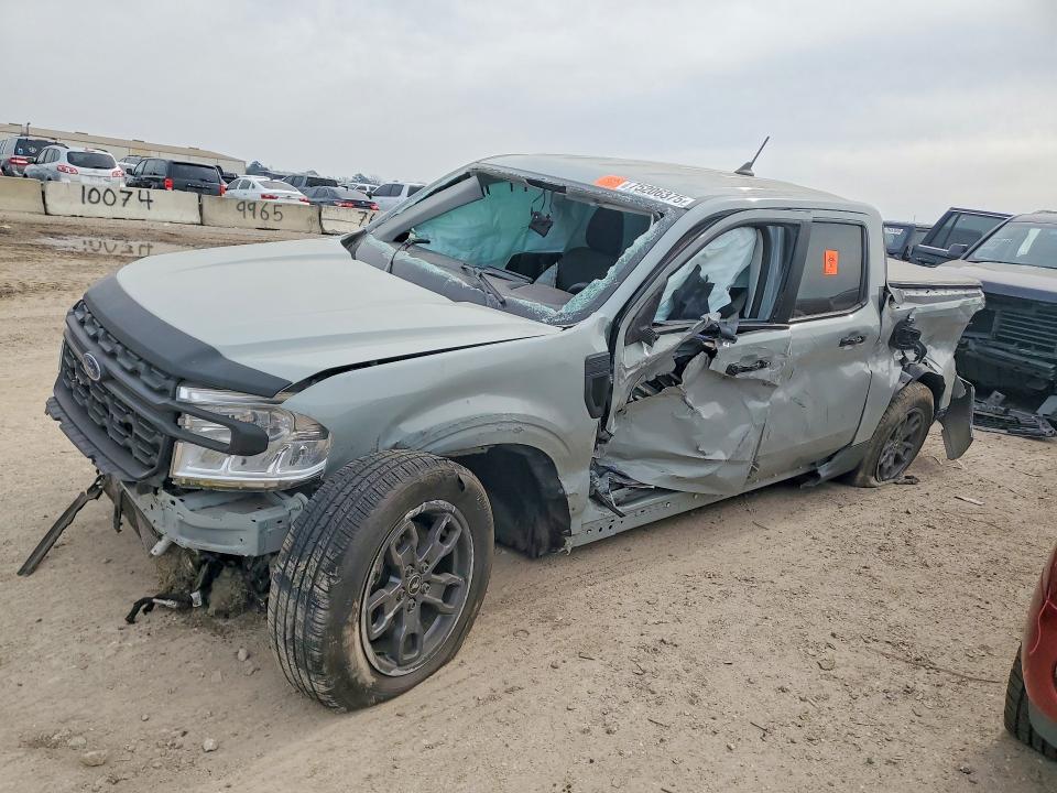 FORD MAVERICK 2023 with VIN 3FTTW8E32PRA35890 - Photo from auction