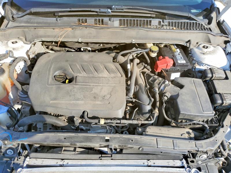 Photo 11 from auction – 2016 FORD FUSION SE with VIN 3FA6P0HD3GR350977