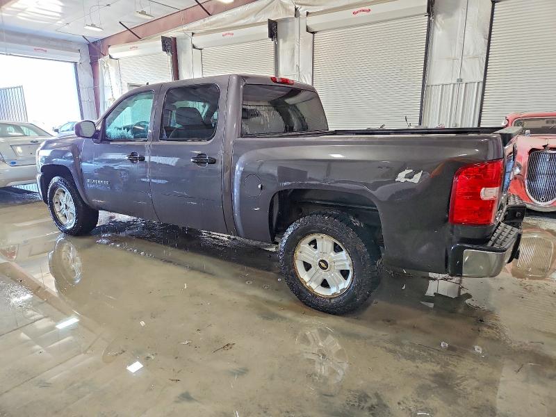 Photo 2 from auction – 2010 CHEVROLET SILVERADO with VIN 3GCRKSE30AG154656
