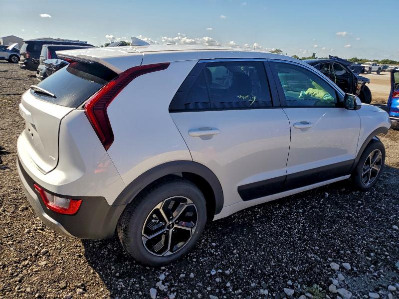 Photo 3 from auction – 2026 KIA NIRO LX with VIN KNDCP3LE6T5326622