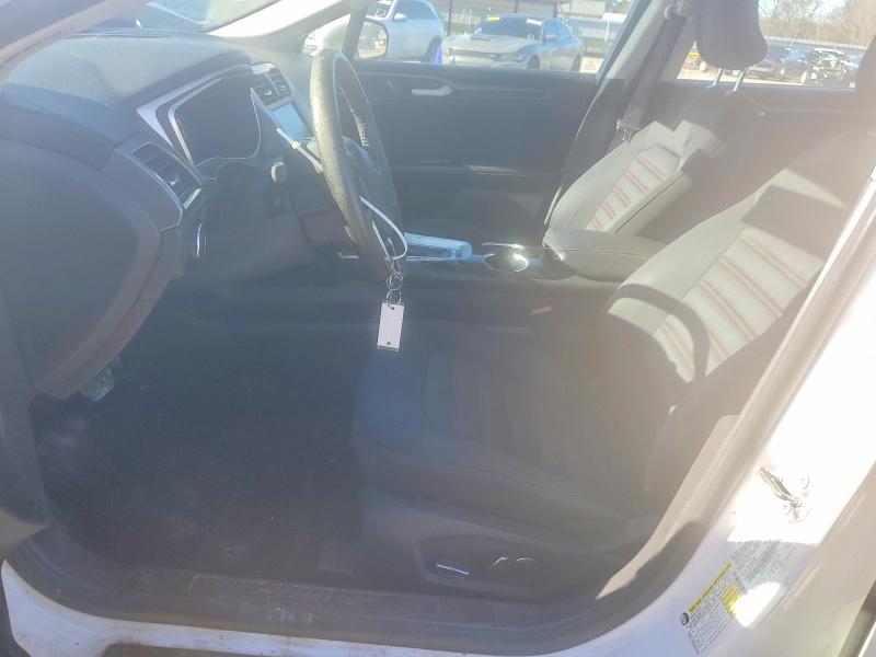 Photo 7 from auction – 2016 FORD FUSION with VIN 3FA6P0H72GR177821