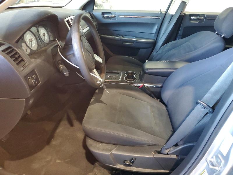 Photo 7 from auction – 2010 CHRYSLER 300 with VIN 2C3CA4CD0AH251411