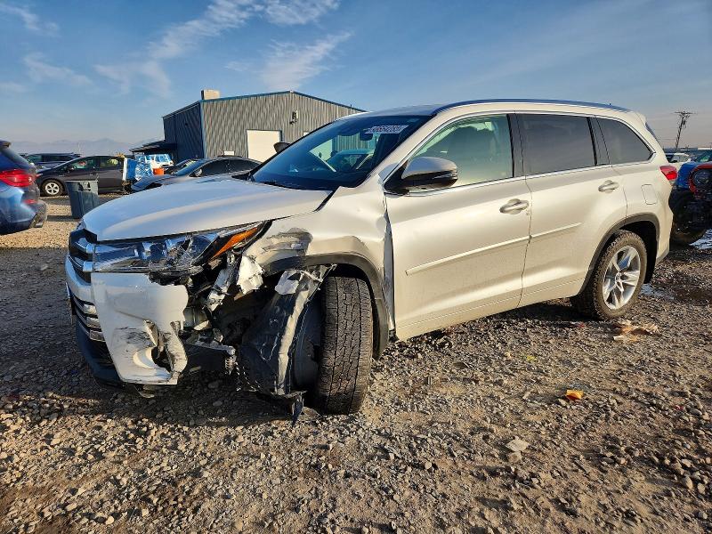 TOYOTA HIGHLANDER 2018 with VIN 5TDDZRFH5JS829735 - Photo from auction