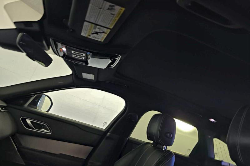 Photo 12 from auction – 2020 LAND ROVER RANGE ROVE with VIN SALYK2EXXLA286235