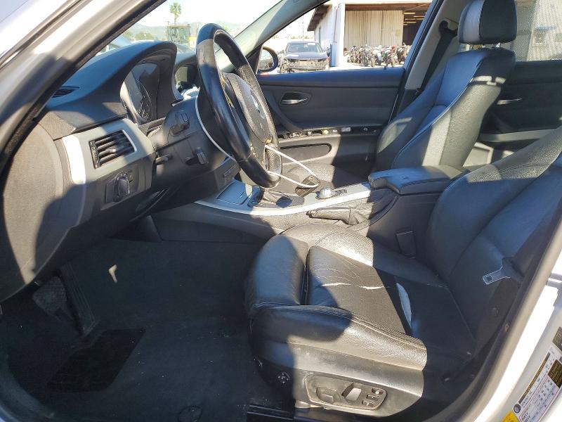 Photo 7 from auction – 2006 BMW 330 I with VIN WBAVB33556KR79145