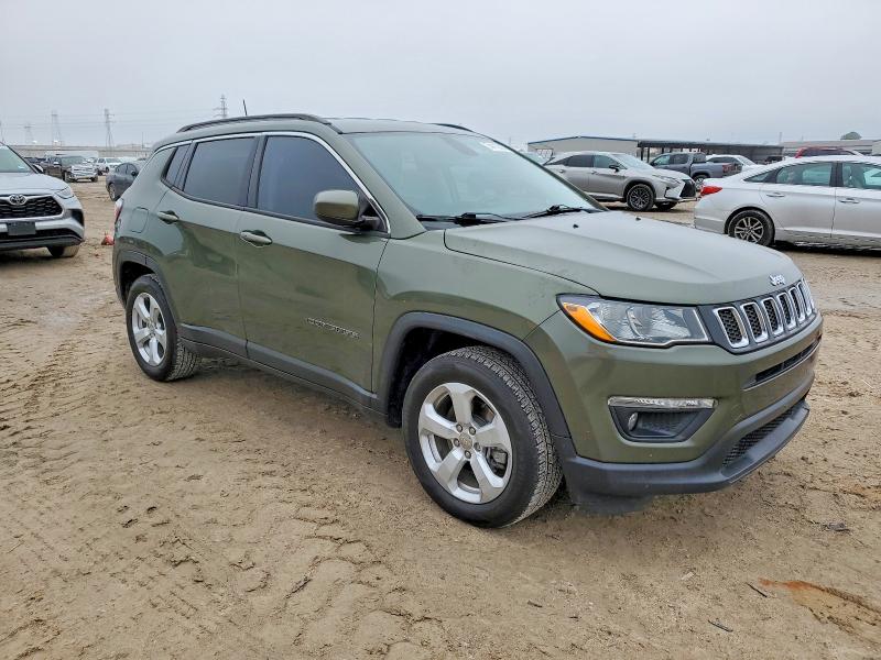 Photo 4 from auction – 2019 JEEP COMPASS with VIN 3C4NJCBB0KT615091