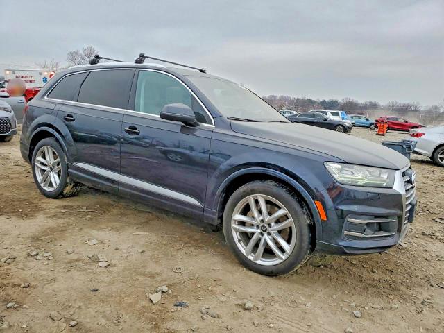 Photo 4 from auction – 2017 AUDI Q7 with VIN WA1VAAF73HD021095