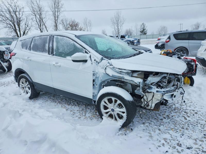 Photo 4 from auction – 2019 FORD ESCAPE with VIN 1FMCU9GDXKUA86844