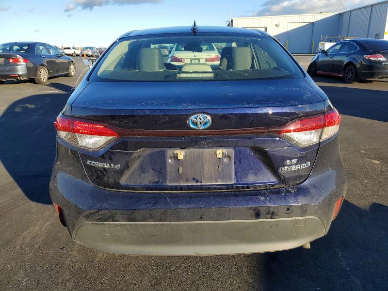 Photo 6 from auction – 2023 TOYOTA COROLLA LE with VIN JTDBCMFE6PJ015052