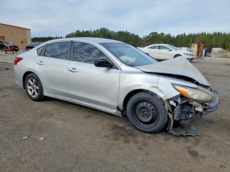 Photo 4 from auction – 2017 NISSAN ALTIMA 2.5 with VIN 1N4AL3AP9HC268330