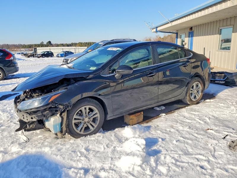 CHEVROLET CRUZE LT 2018 with VIN 1G1BE5SM7J7206053 - Photo from auction
