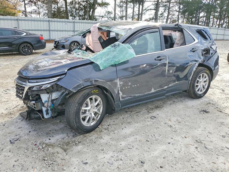 CHEVROLET EQUINOX LT 2022 with VIN 3GNAXKEV4NS188643 - Photo from auction