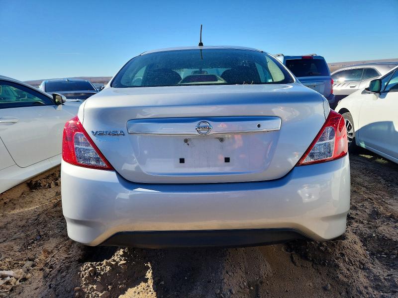 Photo 6 from auction – 2017 NISSAN VERSA S with VIN 3N1CN7APXHL857933