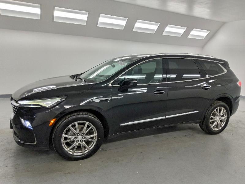 BUICK ENCLAVE PR 2022 with VIN 5GAEVBKW1NJ133356 - Photo from auction