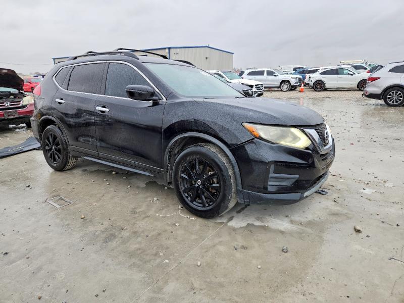 Photo 4 from auction – 2017 NISSAN ROGUE S with VIN 5N1AT2MT0HC811699