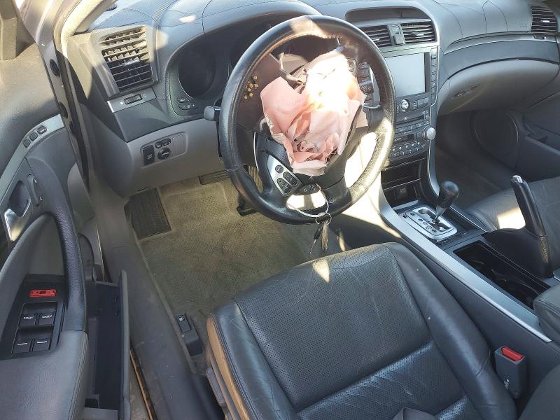Photo 8 from auction – 2005 ACURA TL with VIN 19UUA66205A066724
