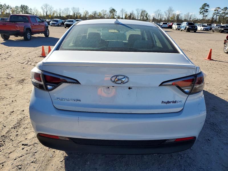 Photo 6 from auction – 2016 HYUNDAI SONATA HYB with VIN KMHE24L11GA011567