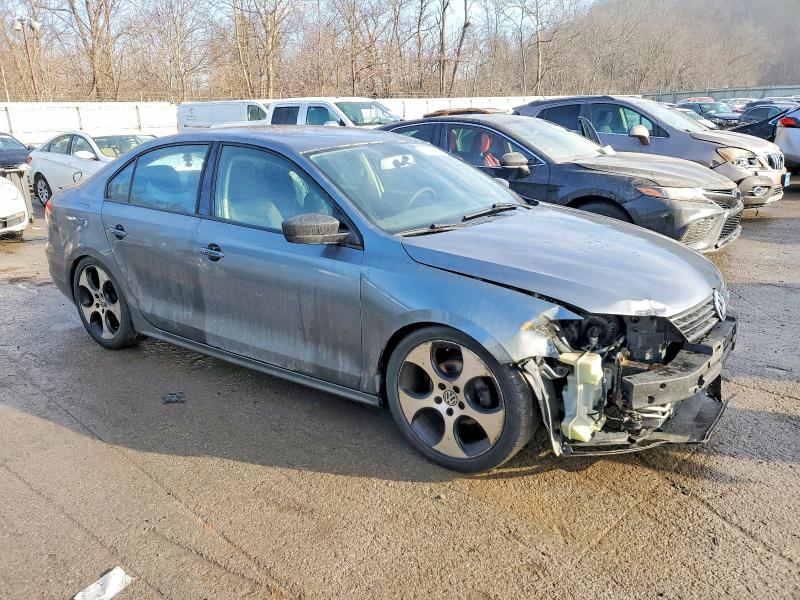 Photo 4 from auction – 2011 VOLKSWAGEN JETTA BASE with VIN 3VW2K7AJ4BM380413