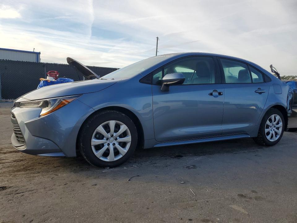 Photo 1 from auction – 2024 TOYOTA COROLLA with VIN 5YFB4MDE9RP091105