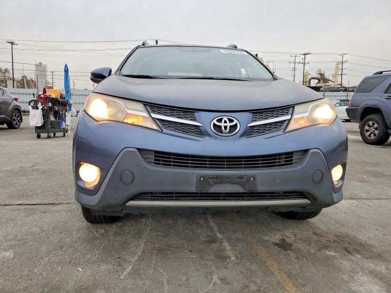 Photo 5 from auction – 2013 TOYOTA RAV4 XLE with VIN 2T3WFREV3DW058395
