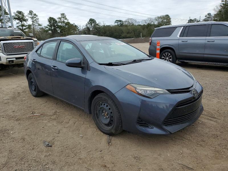 Photo 4 from auction – 2017 TOYOTA COROLLA with VIN 5YFBURHE5HP590537