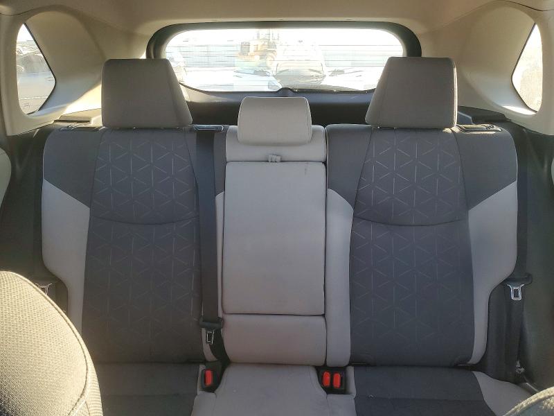Photo 10 from auction – 2021 TOYOTA RAV4 XLE with VIN 2T3W1RFV8MC087552