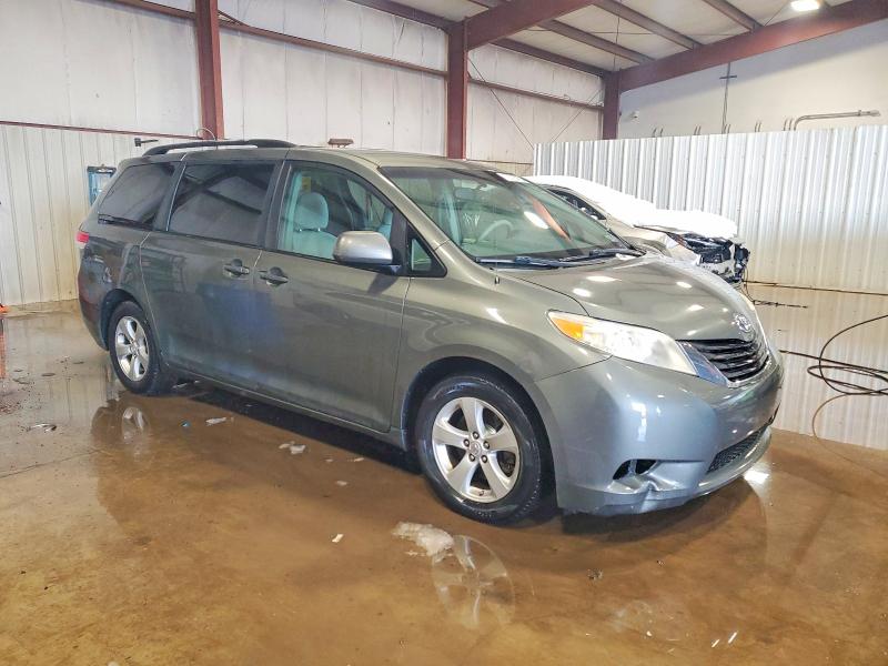 Photo 4 from auction – 2011 TOYOTA SIENNA LE with VIN 5TDKK3DC6BS004370