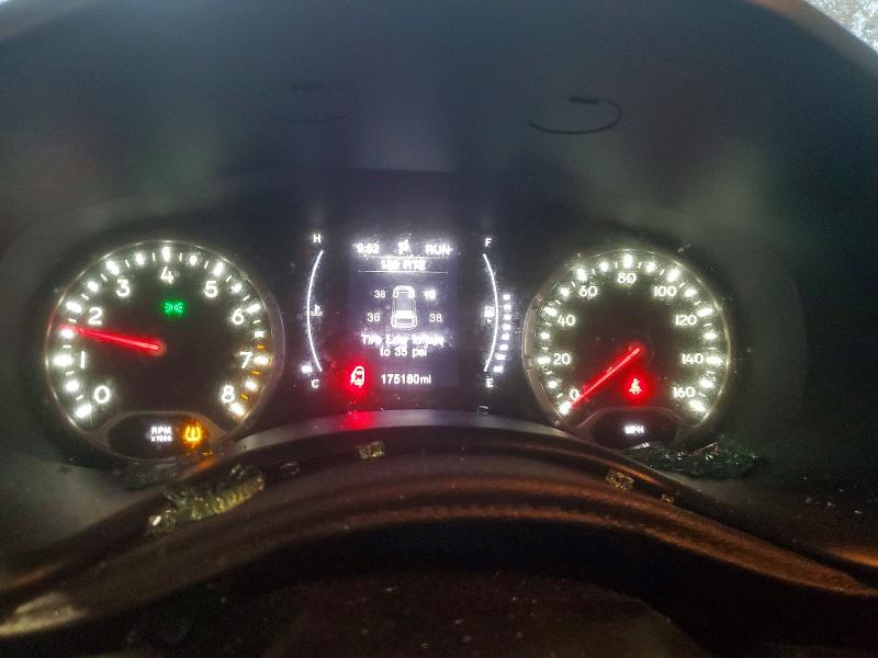 Photo 9 from auction – 2017 JEEP RENEGADE L with VIN ZACCJABB2HPF86110