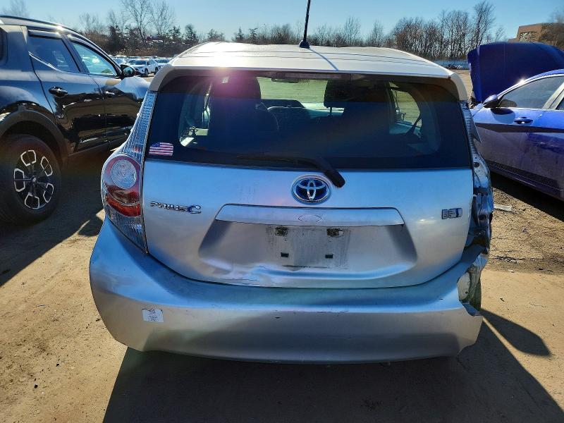 Photo 6 from auction – 2012 TOYOTA PRIUS C with VIN JTDKDTB34C1517404