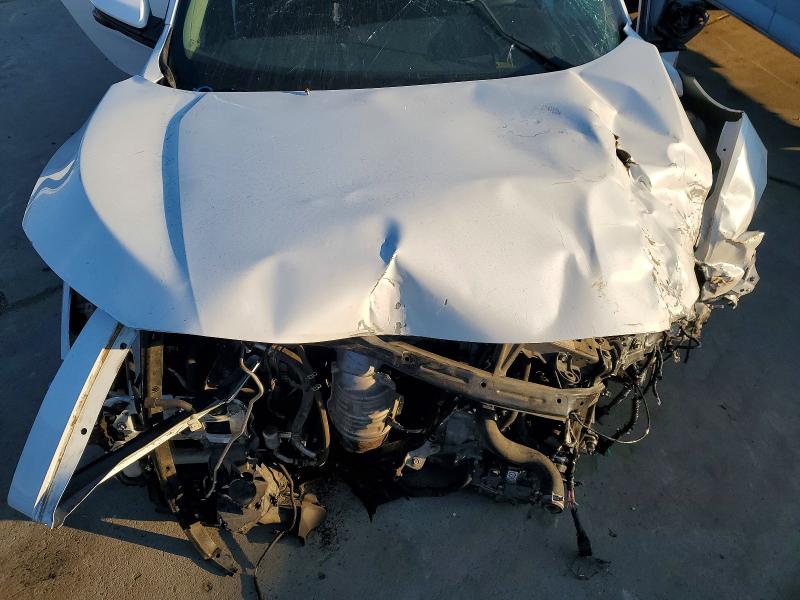 Photo 11 from auction – 2018 HONDA CIVIC EX with VIN 19XFC2F76JE201329