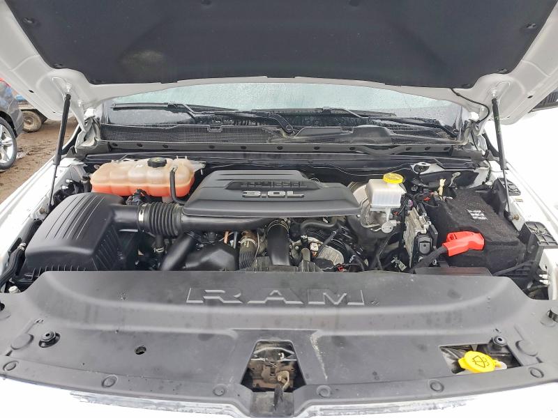 Photo 11 from auction – 2022 RAM 1500 with VIN 1C6SRFBM7NN374012