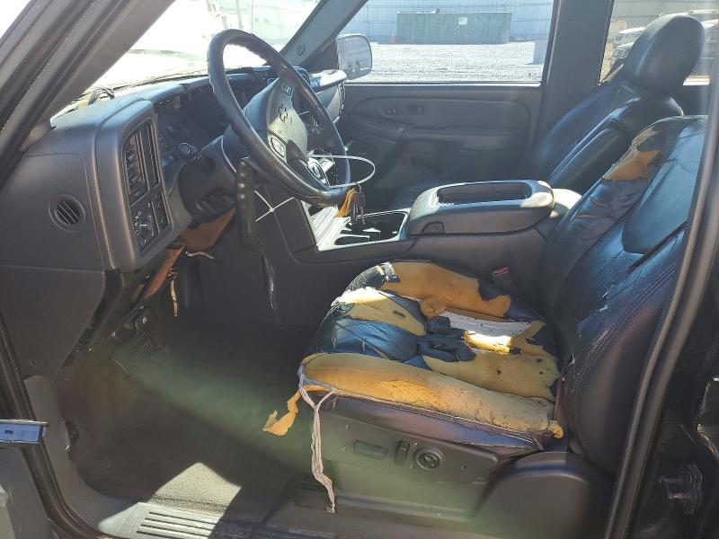 Photo 7 from auction – 2004 CHEVROLET AVALANCHE with VIN 3GNEC12T74G173260