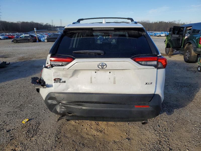 Photo 6 from auction – 2019 TOYOTA RAV4 XLE P with VIN JTMC1RFV4KD015758