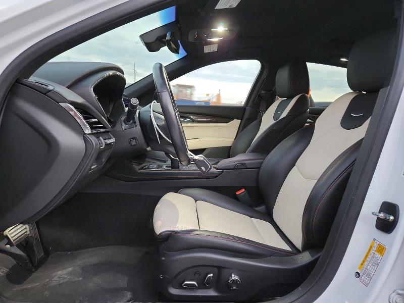 Photo 7 from auction – 2023 CADILLAC CT5 SPORT with VIN 1G6DP5RK7P0119370