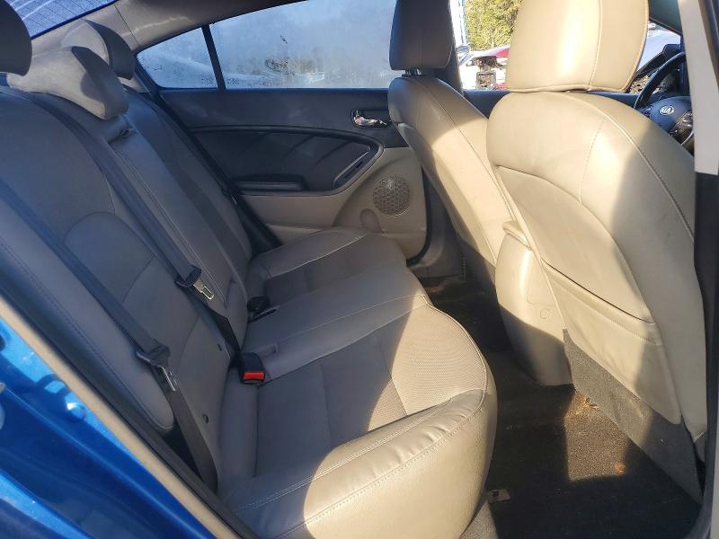 Foto 10 de la subasta – 2015 KIA FORTE EX con VIN KNAFZ4A86F5264280