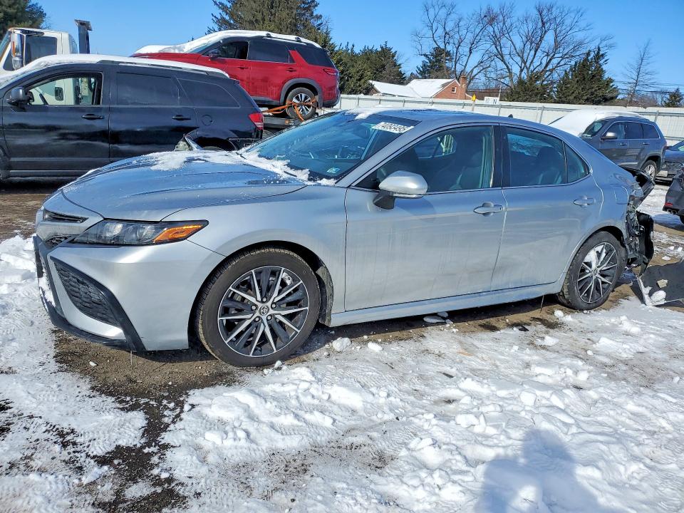 TOYOTA CAMRY 2022 with VIN 4T1T11AK5NU718607 - Photo from auction