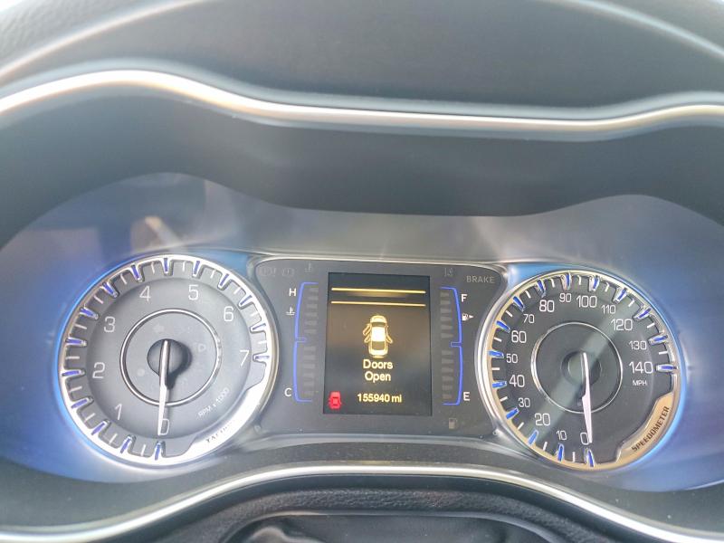 Photo 9 from auction – 2015 CHRYSLER 200 LIMITE with VIN 1C3CCCAB7FN671266